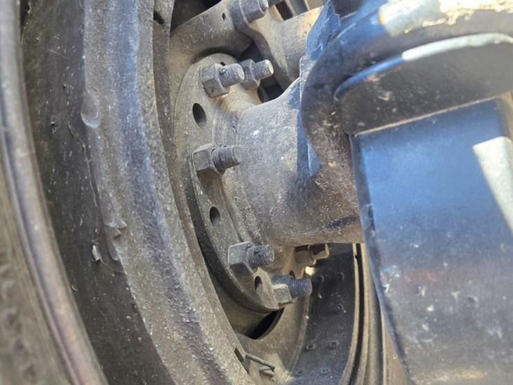 2016-peterbilt-579-image-68