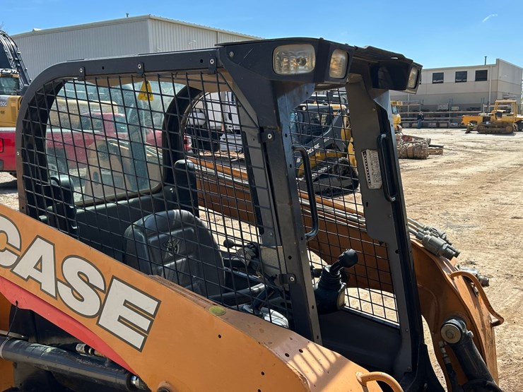 2019-case-tr270-image-36