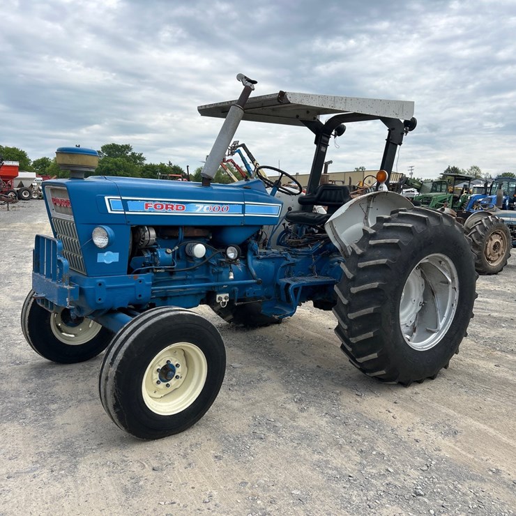 FORD 7000