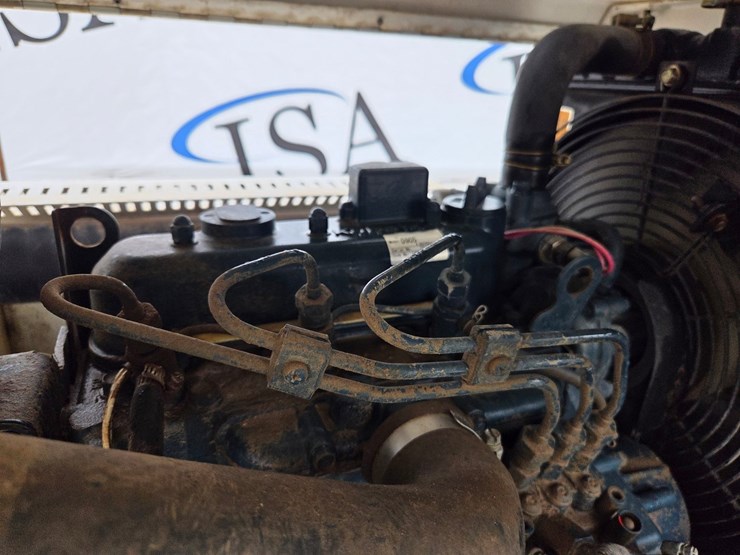 2002-massey-ferguson-8-image-30