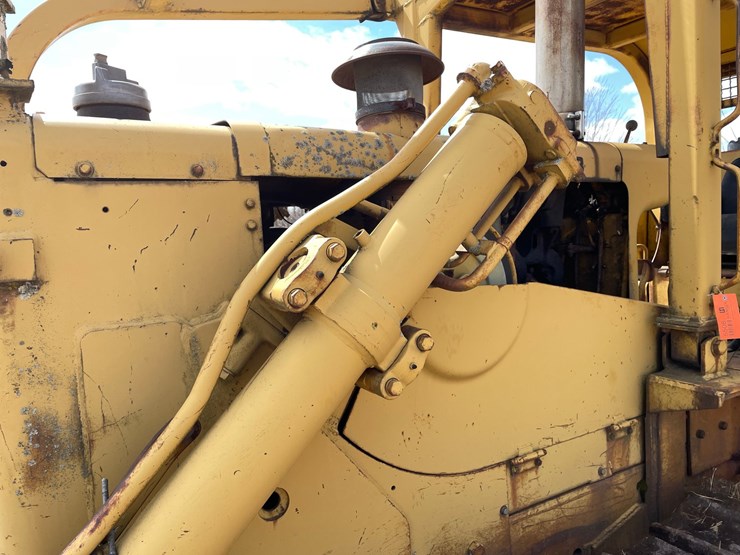 caterpillar-d7-image-18