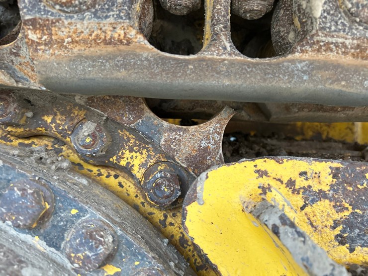 komatsu-d61pxi-23-image-77