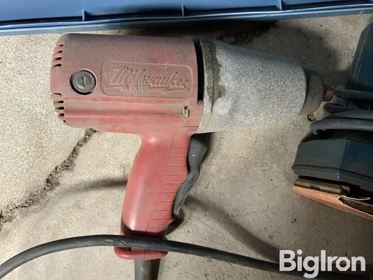 saw,-drills,-dremel,-sander-image-12