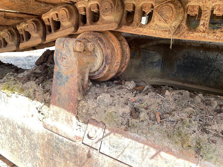 caterpillar-225-image-22