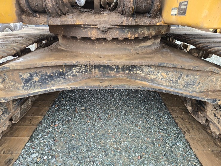 deere-470g-lc-image-26