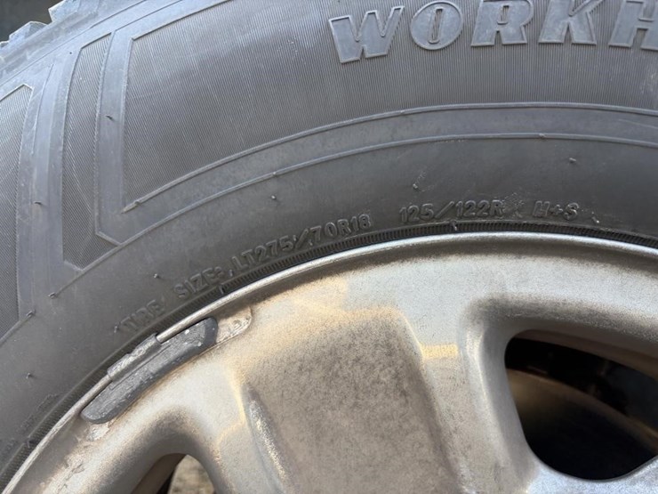 2016-dodge-2500-image-27