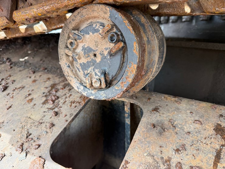 caterpillar-330d-image-134