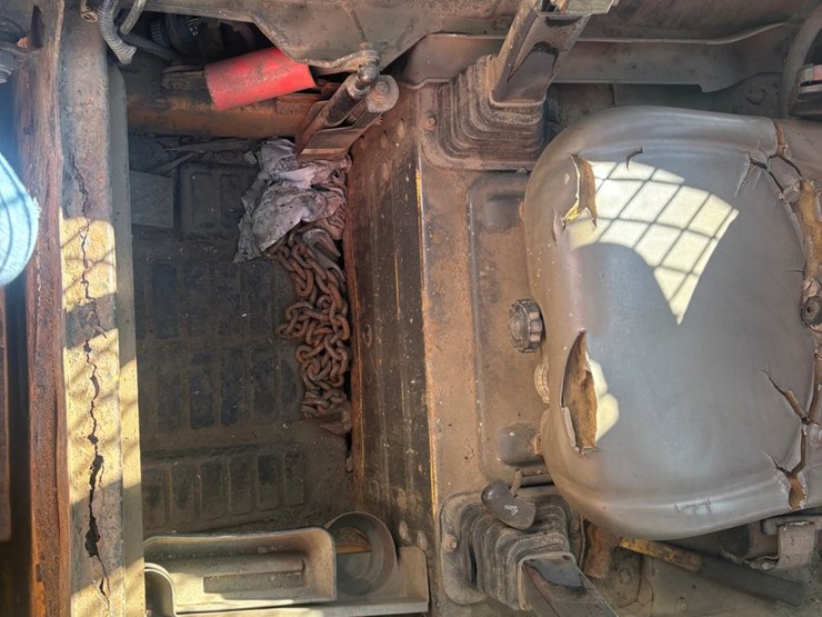 2011-case-sr220-image-39