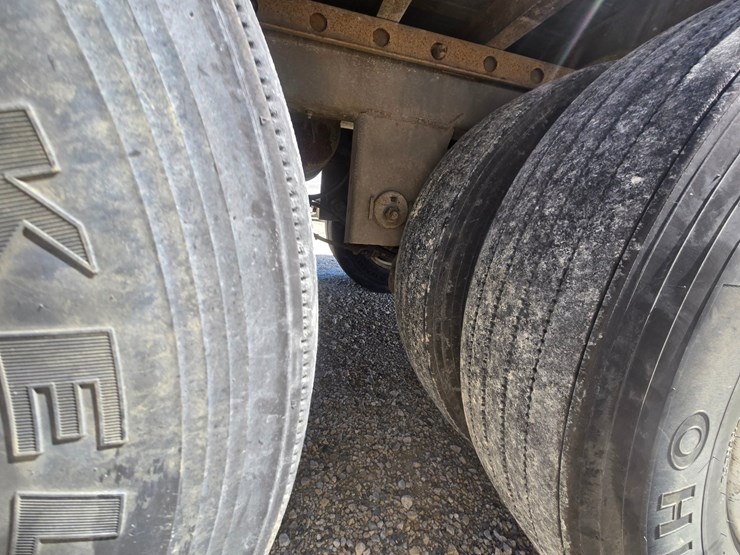 2012-great-dane-van-trailer-image-50