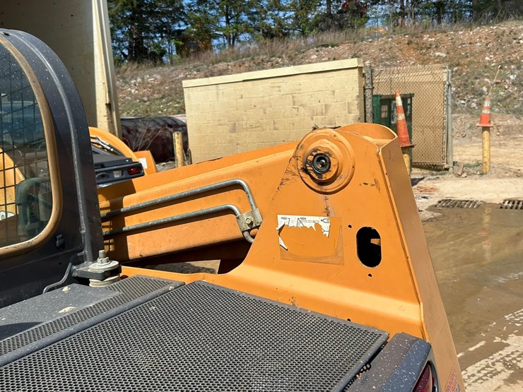 2019-case-tr270-image-25