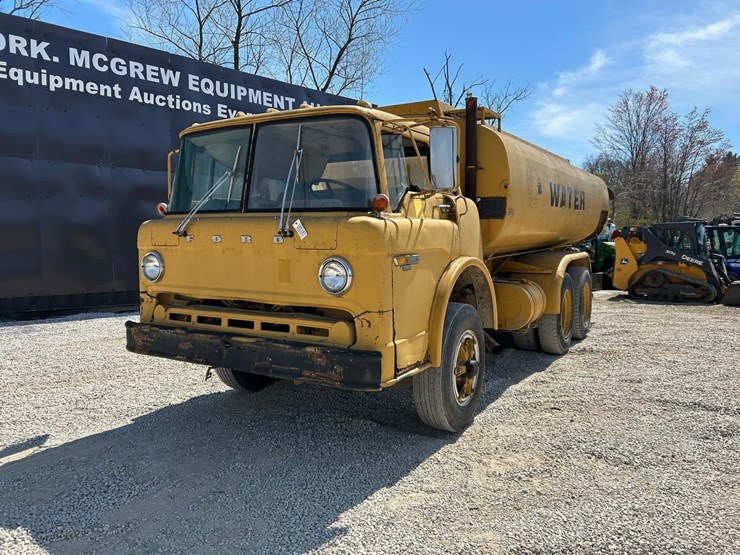 1983-caterpillar-3208-image-8