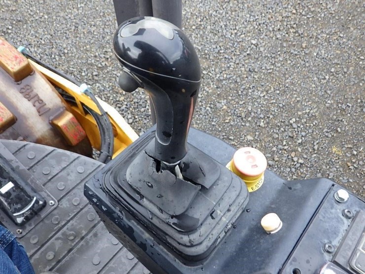 2019-volvo-sd45b-image-25