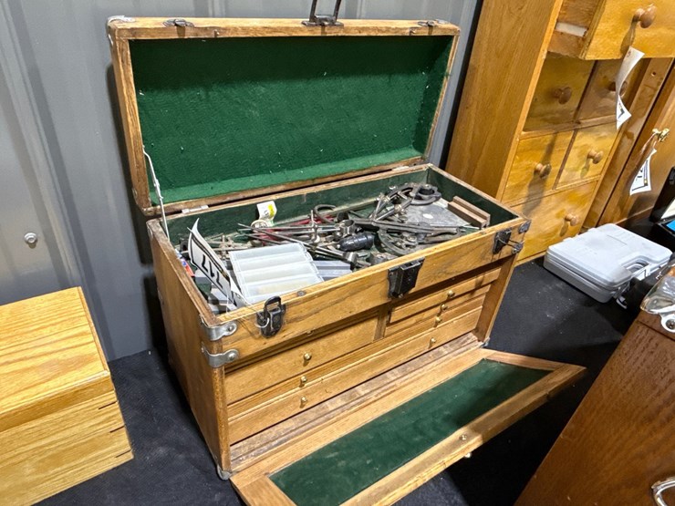 #717-•-wooden-tool-box-image-1