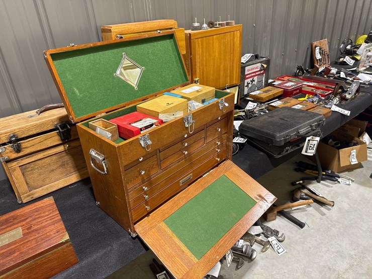 #719-•-wooden-tool-box-image-1