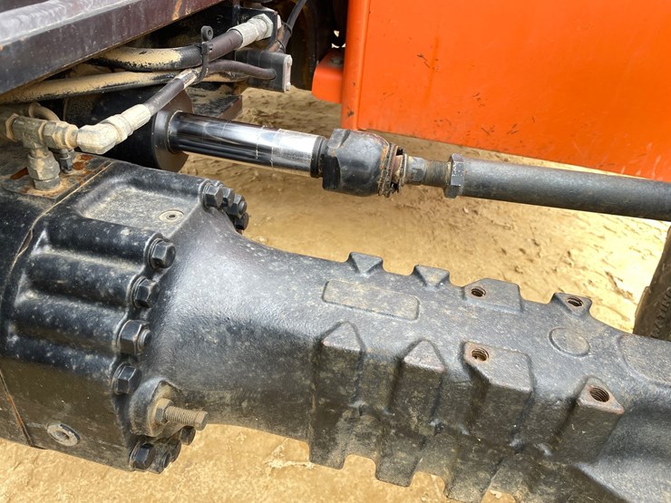 2013-jlg-g6-42a-image-34