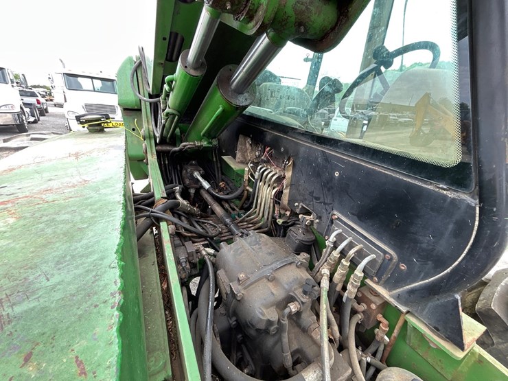 john-deere-3200-image-12