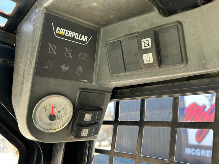 caterpillar-267b-image-23