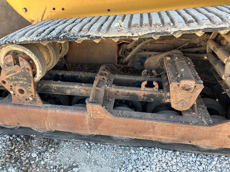 caterpillar-267b-image-19