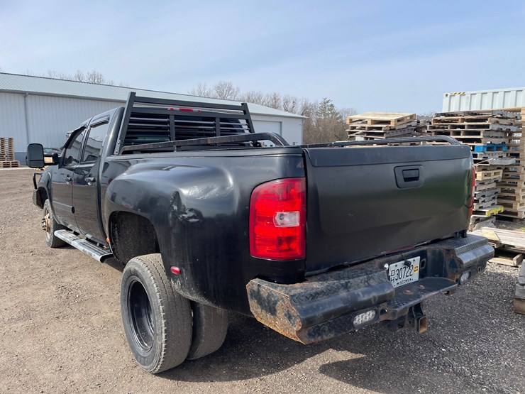 2008-gmc-3500hd-image-7