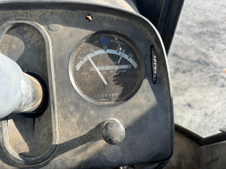 1979-john-deere-4840-image-47