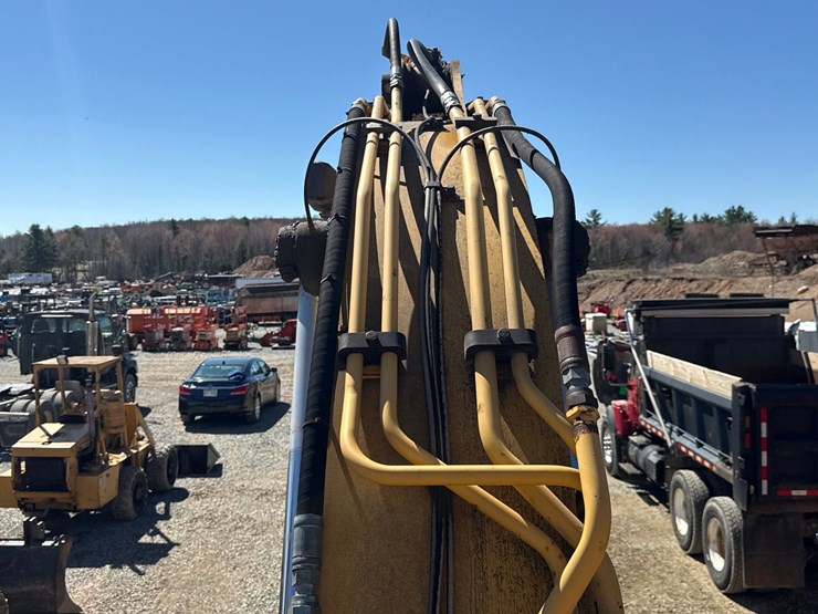 2009-deere-225-lc-image-30