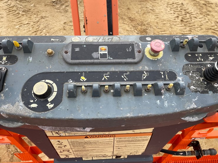 jlg-600aj-image-53