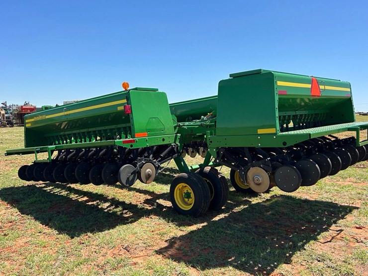 2022-john-deere-455-image-4