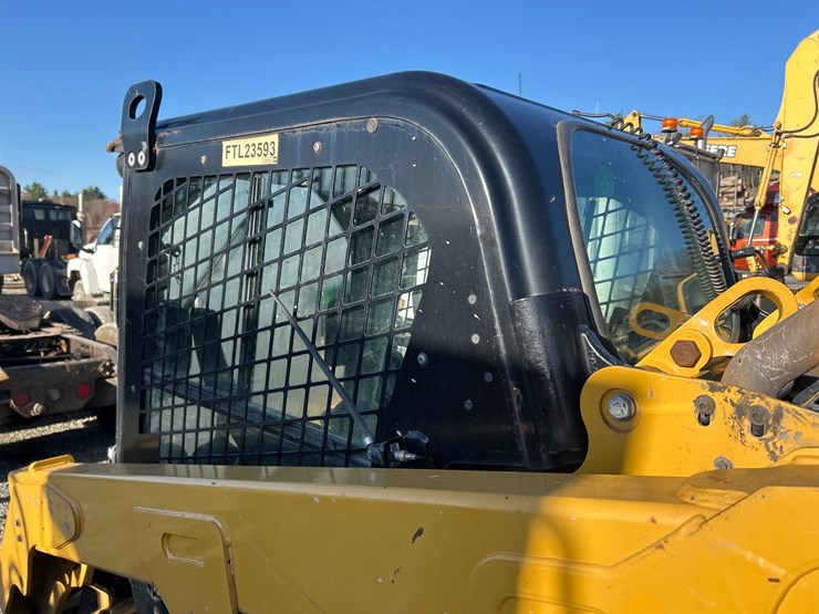 caterpillar-259d-image-37