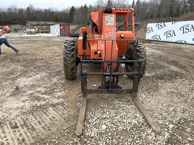 sky-trak-6042-image-8