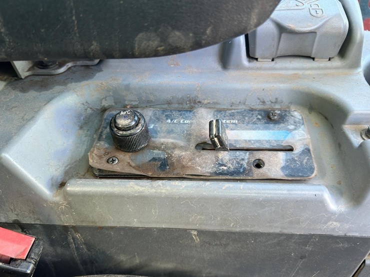 2017-kubota-svl75-2-image-25