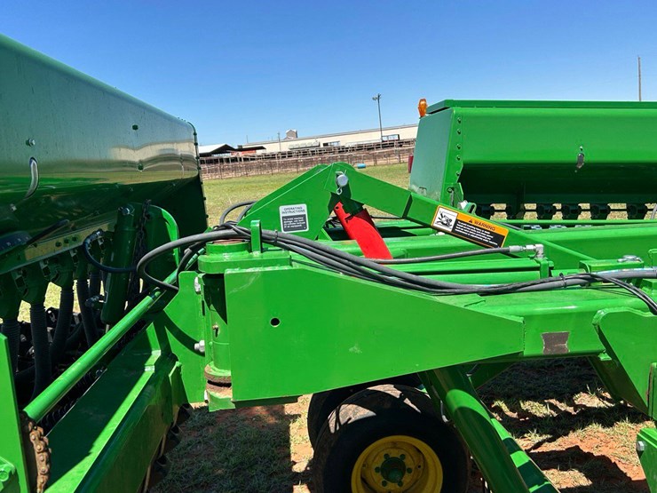 2022-john-deere-455-image-14