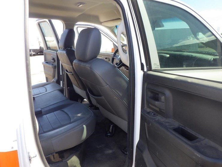 2014-dodge-1500-image-8