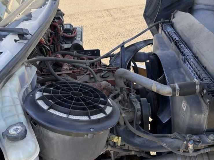 2012-freightliner-m2-s/a-mechanics-truck-image-6