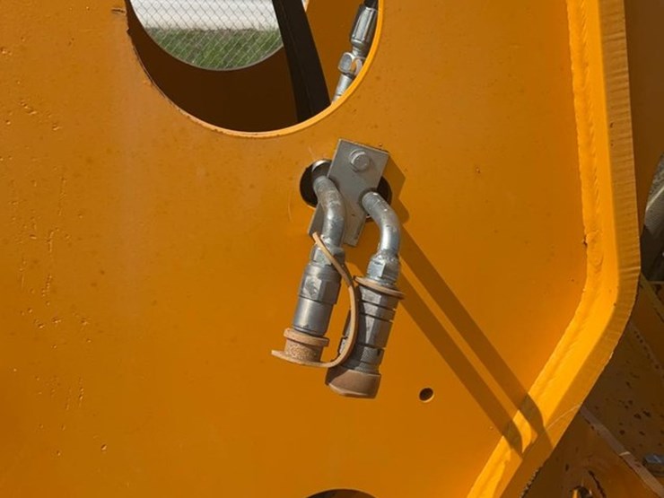 2022-jcb-510-56-image-48