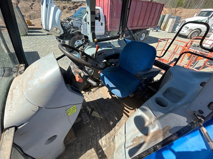 new-holland-t5070-image-43