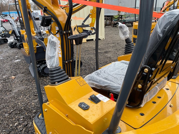 #3249-•-2026-ats-rt15r-mini-excavator-image-12