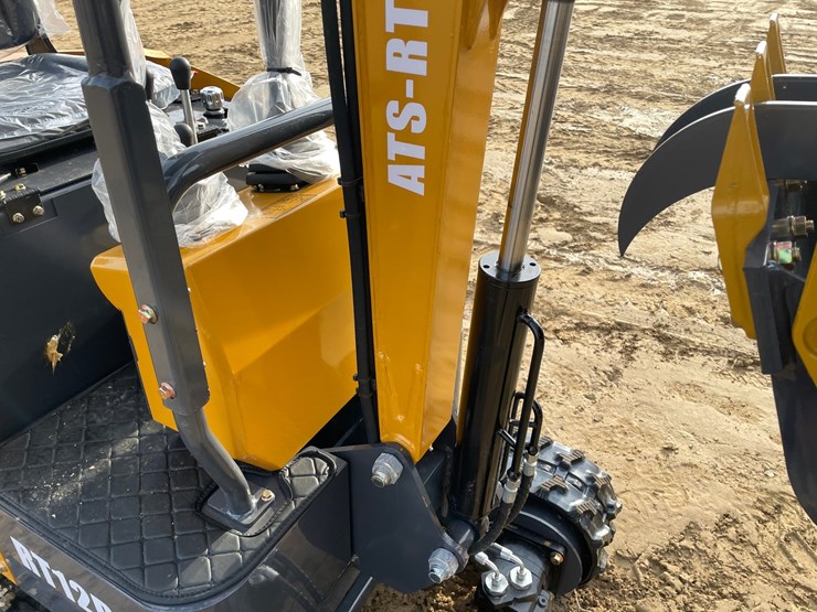 #1039-•-new-ats-rt12r-mini-excavator-image-22