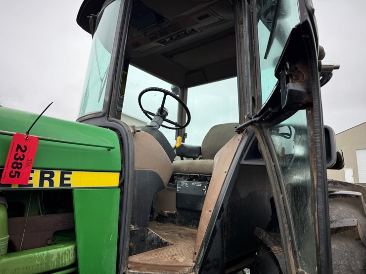 john-deere-4250-image-39