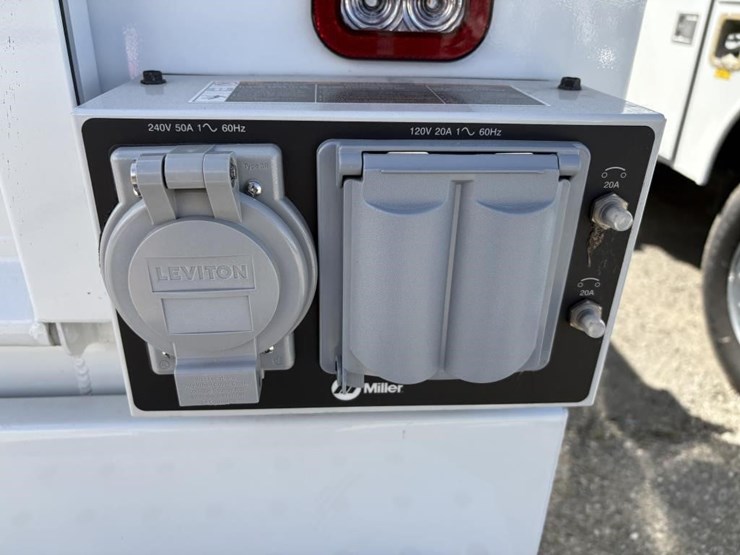 2024-dodge-2500-image-6