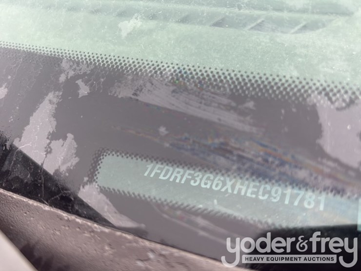 2017-ford-f350-image-37