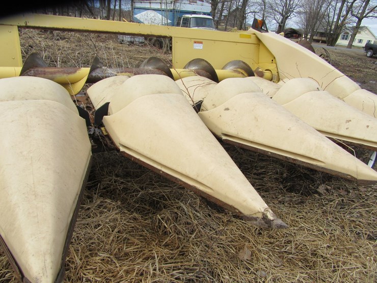 new-holland-996-image-3