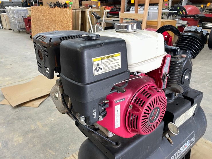 #7556-•-north-star-30-gallon-air-compressor-image-13