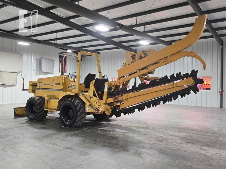 2007-vermeer-v8550-image-4