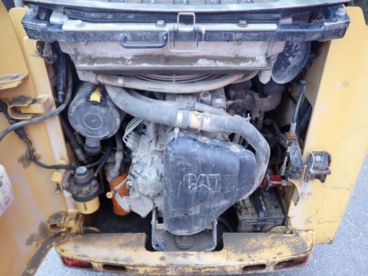 2010-caterpillar-232b-image-51