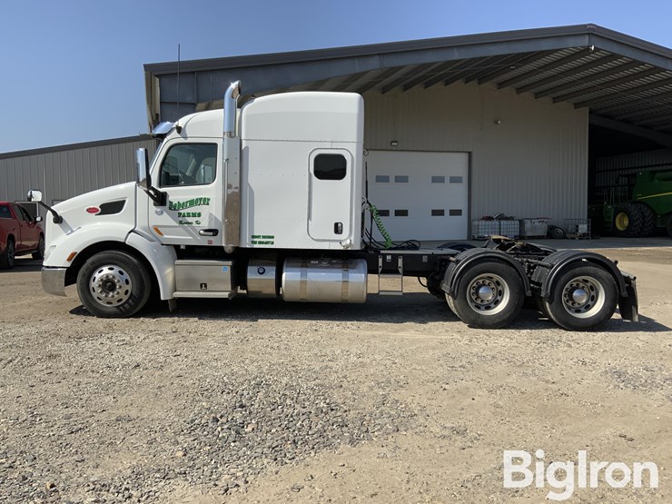 2016-peterbilt-579-image-8