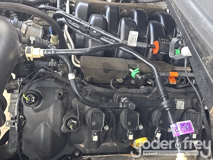 2019-ford-f150-image-48