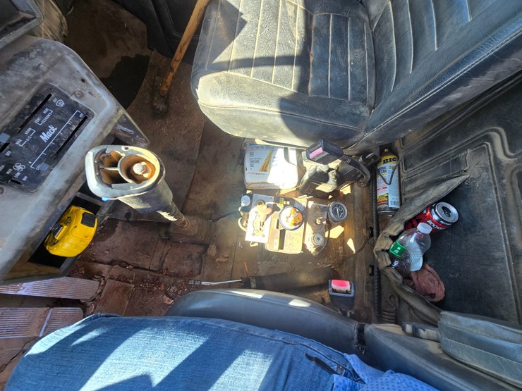 1994-mack-rd690s-image-73