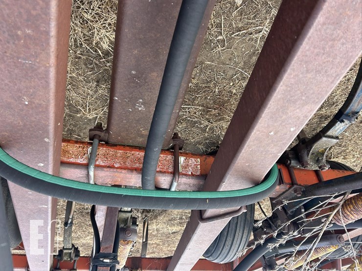 morris-anhydrous-chisel-plow-2859-image-15