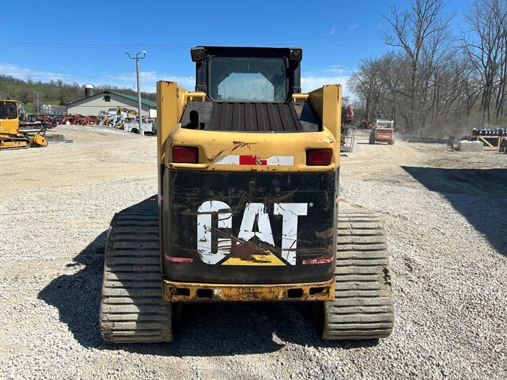 caterpillar-267b-image-3