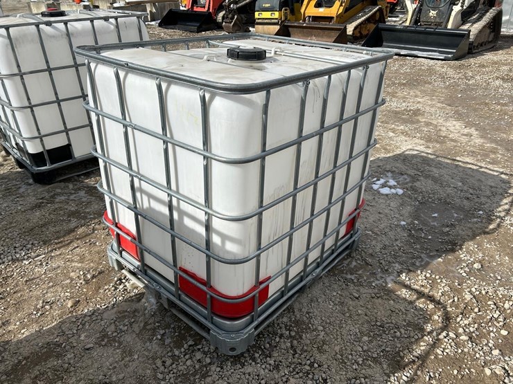 water-tank-tote-image-4